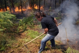 Letní požáry jsou časté (ilustrační foto ze současného Portugalska).