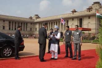 Cameron s indickým premiérem Singhem.