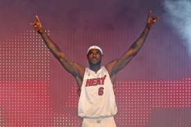 LeBron James v dresu Miami.