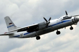Při havárii ruského dopravního letounu zahynulo jedenáct lidí.