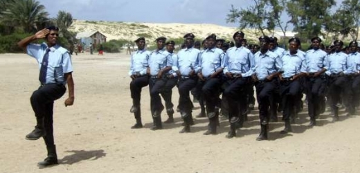 Zatím se neztratili. Frekventanti policejní akademei v Mogadišu.