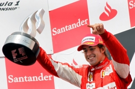 Fernando Alonso ještě cítí šanci zabojovat o titul.