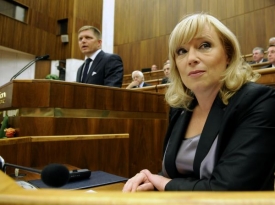 Iveta Radičová vede protificovskou koalici, usiluje o přísné reformy.