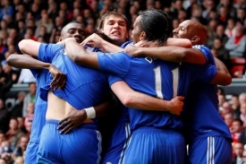 Ilustrační foto (Hráči Chelsea se radují z výhry).