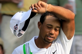 Tiger Woods tuší, že je jeho golfovému kralování konec.