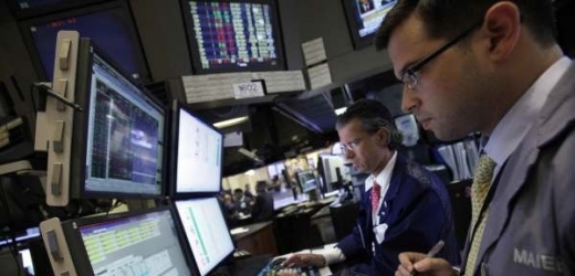 Akciové trhy čekají podle obchodníků s dluhopisy krušné časy.