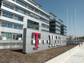 Sídlo společnosti T-mobile je také určeno k odprodeji.
