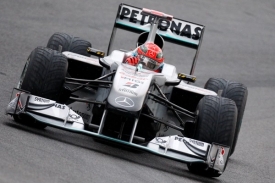 Letošní mercedes je podle Schumachera špatné auto.