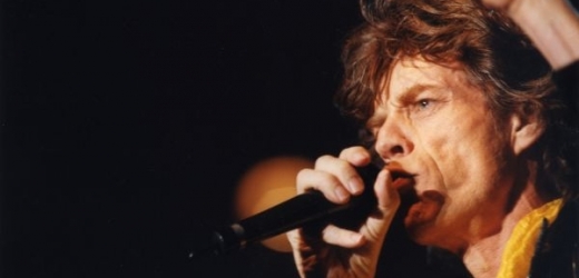 Mick Jagger je na pódiu živel, ale při rozhovoru byl odtažitý.