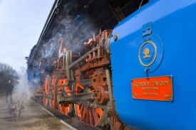 Historická lokomotiva zve na sobotní výlet.