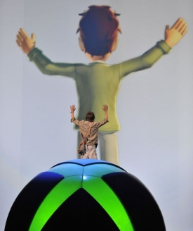 Kinect dokáže rozpoznat pohyb uživatele před kamerou.