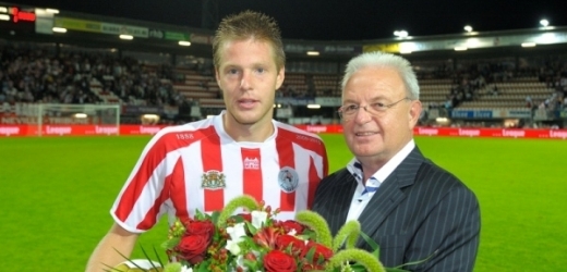Johan Voskamp (vlevo) po rekordním střeleckém zápase.