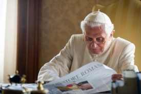 Benedikt XVI: Rodiče, vychovávejte své děti ke světovému bratrství.