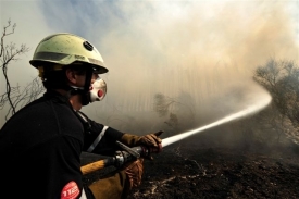 Ve Španělsku bojují s požáry hasiči i na severu země.