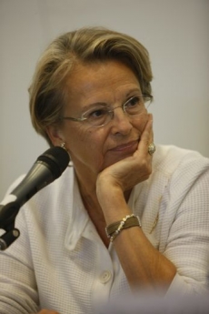 Michèle Alliotová Marieová by se mohla stát premiérkou.