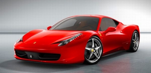 Ferrari 458 Italia může hořet kvůli lepidlu. 