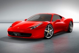Ferrari svolává majitele modelu 458 Italia.
