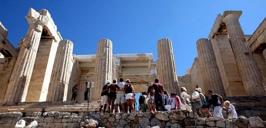 Atény stále čelí problémům s dluhy.