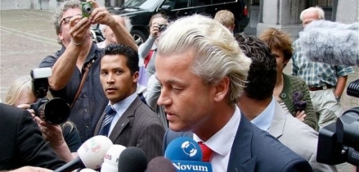 Geert Wilders získal spoustu voličů pro antiislamismus.