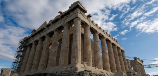 Chrám Athény Vítězné pochází asi z roku 420 př. n. l.