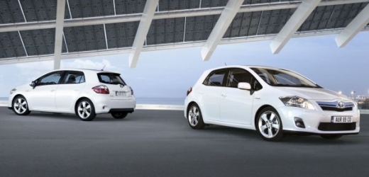 Toyota Auris dostala pně hybridní pohon.