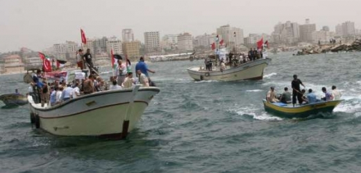 Protesty proti blokádě v přístavu Gaza.