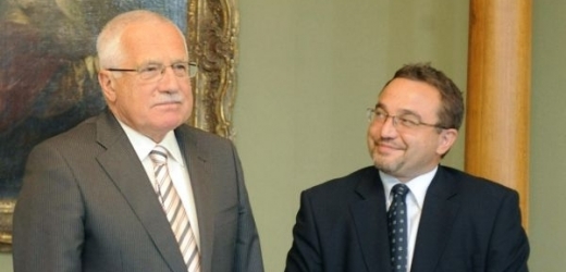 Ministr Dobeš je dalším z řady ministrů, které si pozval na Hrad prezident Klaus.