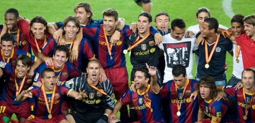Barcelona má na světě nejvíc fanoušků.
