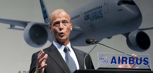 Šéf Airbusu Thomas Enders se může radovat.