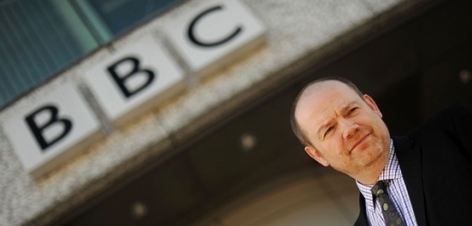 Šéf BBC Mark Thompson má starosti, bouří se mu odboráři.