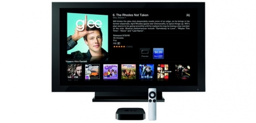 Apple TV (na obr.) je už v prodeji, Google TV se na trh teprve chystá.