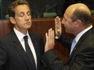Sarkozy a rumunský prezident Basescu.