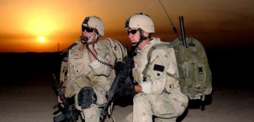 Vojáci USA před Fallúdžou.
