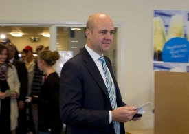 Premiér Fredrik Reinfeldt zřejmě v úřadu zůstane.