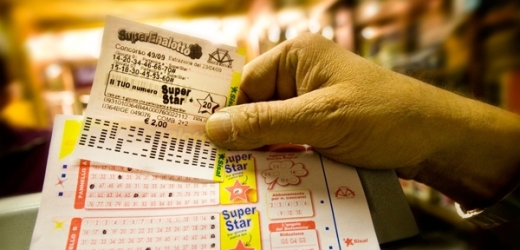 V italské loterii Superenalotto je jackpot 142 milionů eur.