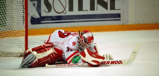 Dominiku Haškovi se v KHL moc nedaří.