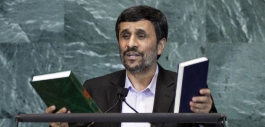 Íránský prezident se ve svém projevu vrátil i k nedávné kauze pálení koránu.