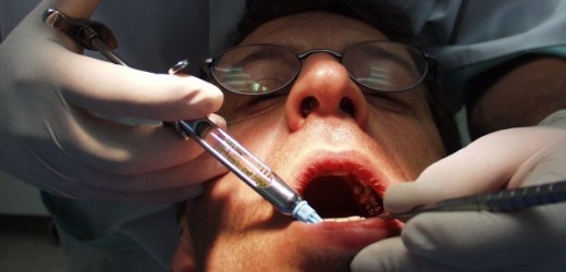 V římských zubních ordinacích jde často o ústa.