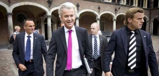 Stále s bodygárdy. Wildersovi vyhrožují hlavně muslimové stále smrtí. 