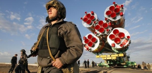 Raketa už je v Bajkonuru, kosmická loď však možná byla poškozena.