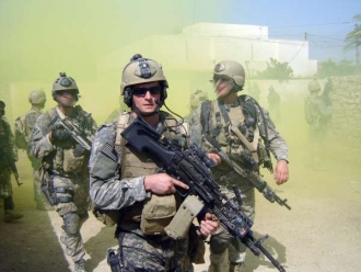 Američtí vojáci jižně od Mosulu.