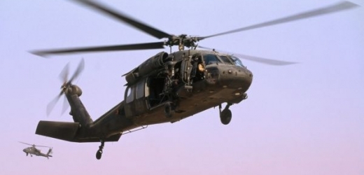 Manévrů se zúčastnily tři řecké bojové vrtulníky a osm izraelských. (ilustrační foto)