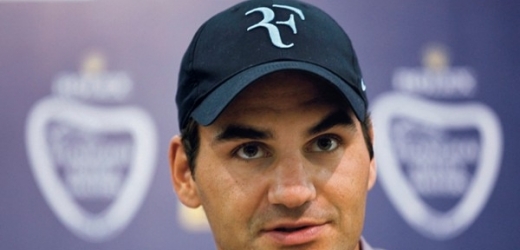 Federer musí stále častěji vysvětlovat, proč nevyhrává.