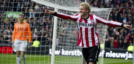PSV Eindhoven (na snímku Ola Toivonen) nasázelo Feyenoordu deset gólů.