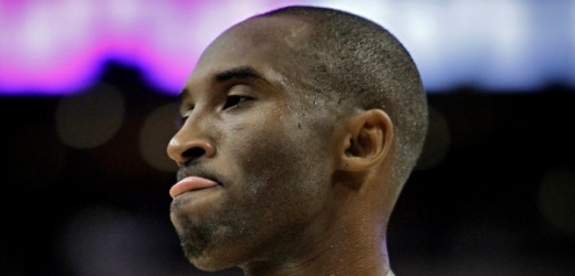 Kobe Bryant dovedl LA Lakers k dalšímu vítězství.