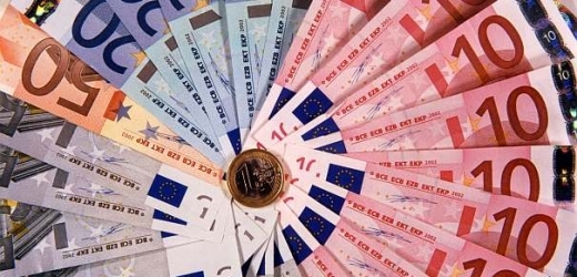 Ani euro zatím nedokázalo vytlačit německou marku z peněženek Němců.