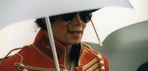 Michael Jackson je mrtvý, přesto mu vyjde nové album.
