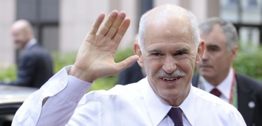 Zamává premiér Papandreu na rozloučenou?