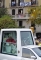 V Barceloně se papež ukázal i ve známém papamobilu.