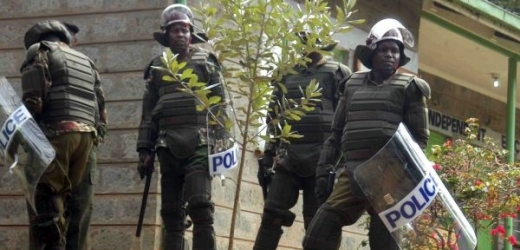 Vrahem byl jeden z keňských policistů. Při zásahu zabíjel i své kolegy.